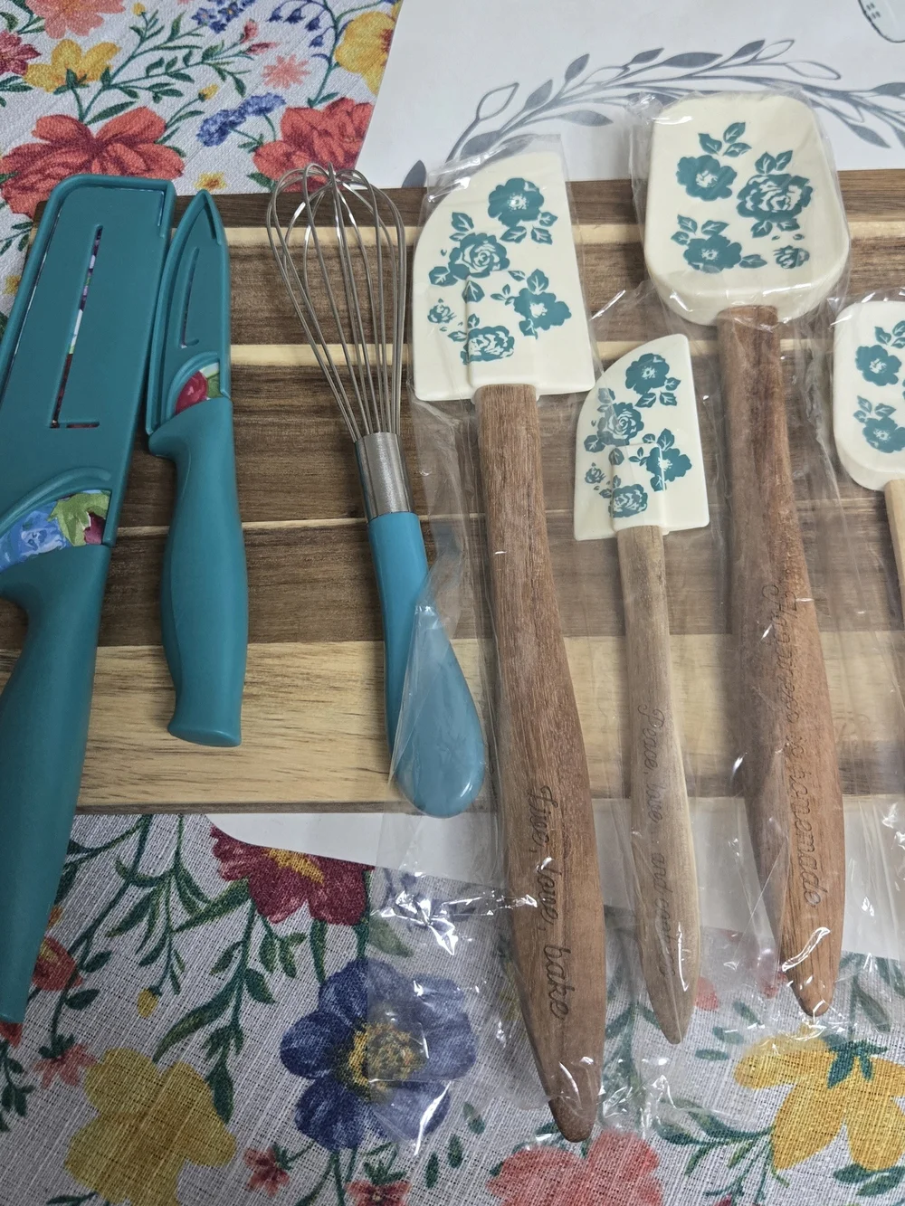 The Pioneer Woman Teal Floral Knife Set and Floral-Print Spatulas